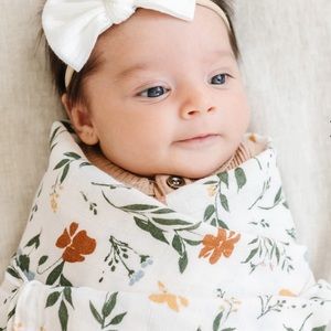 2 Floral Baby Muslin Swaddle Blankets from Saranoni